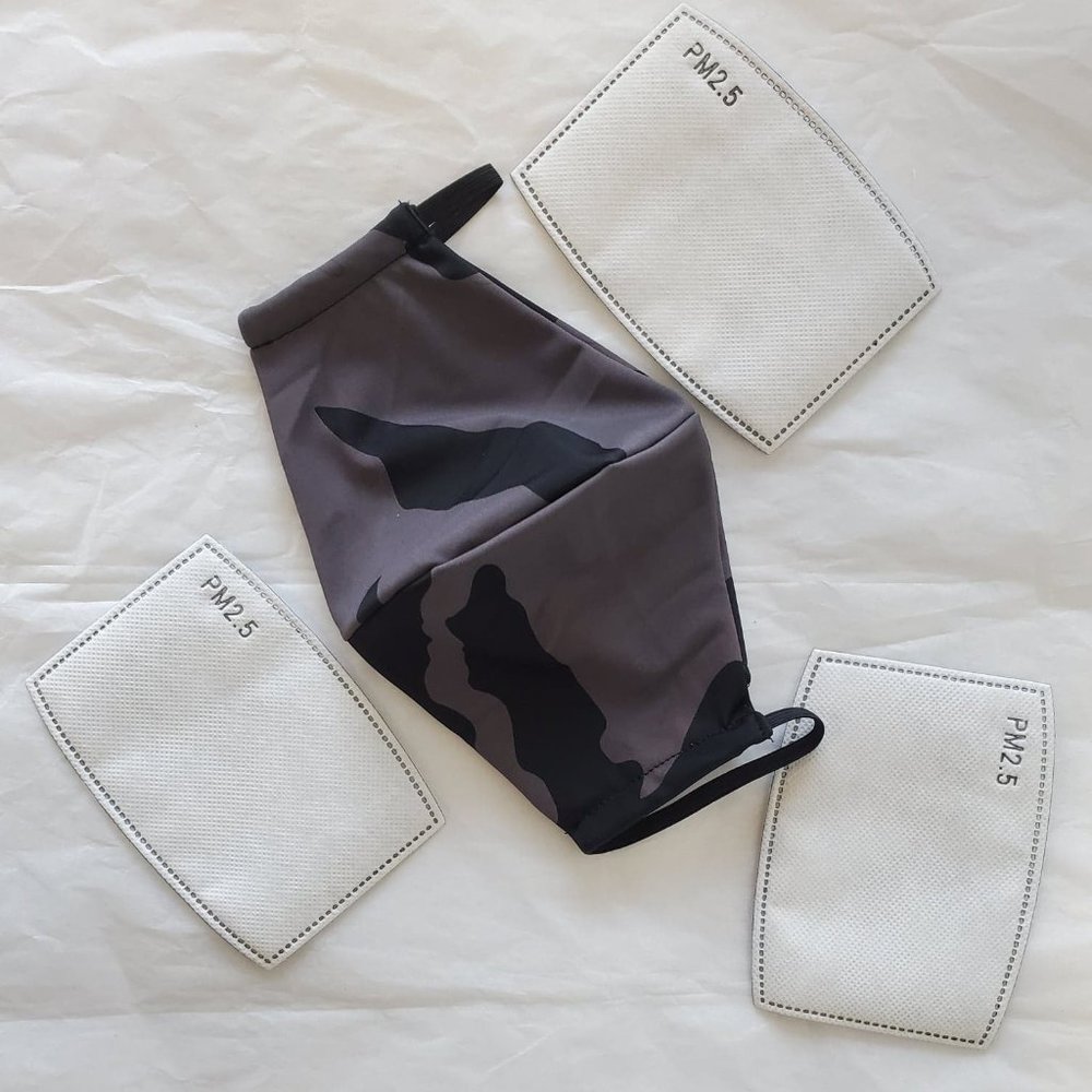 One Darkk Camouflage mask with 3 filters included